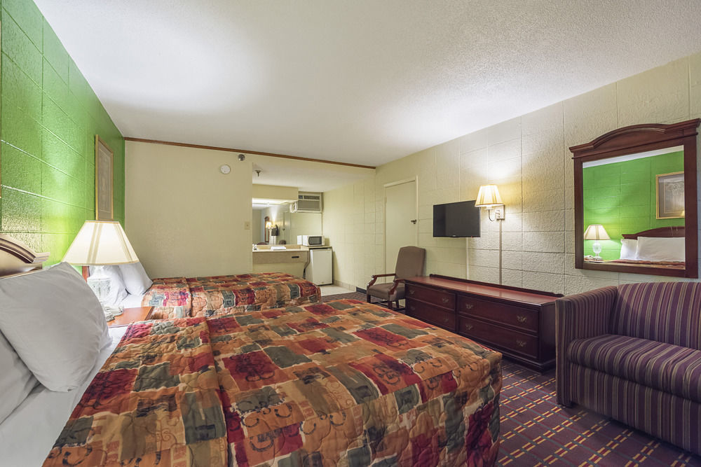 Bear Mount Inn & Suites Pigeon Forge Exterior foto