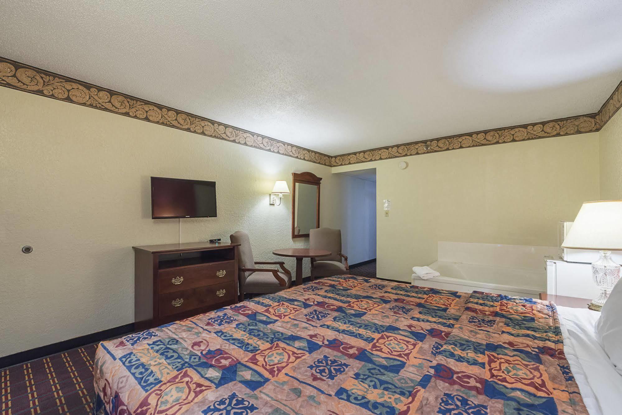 Bear Mount Inn & Suites Pigeon Forge Exterior foto